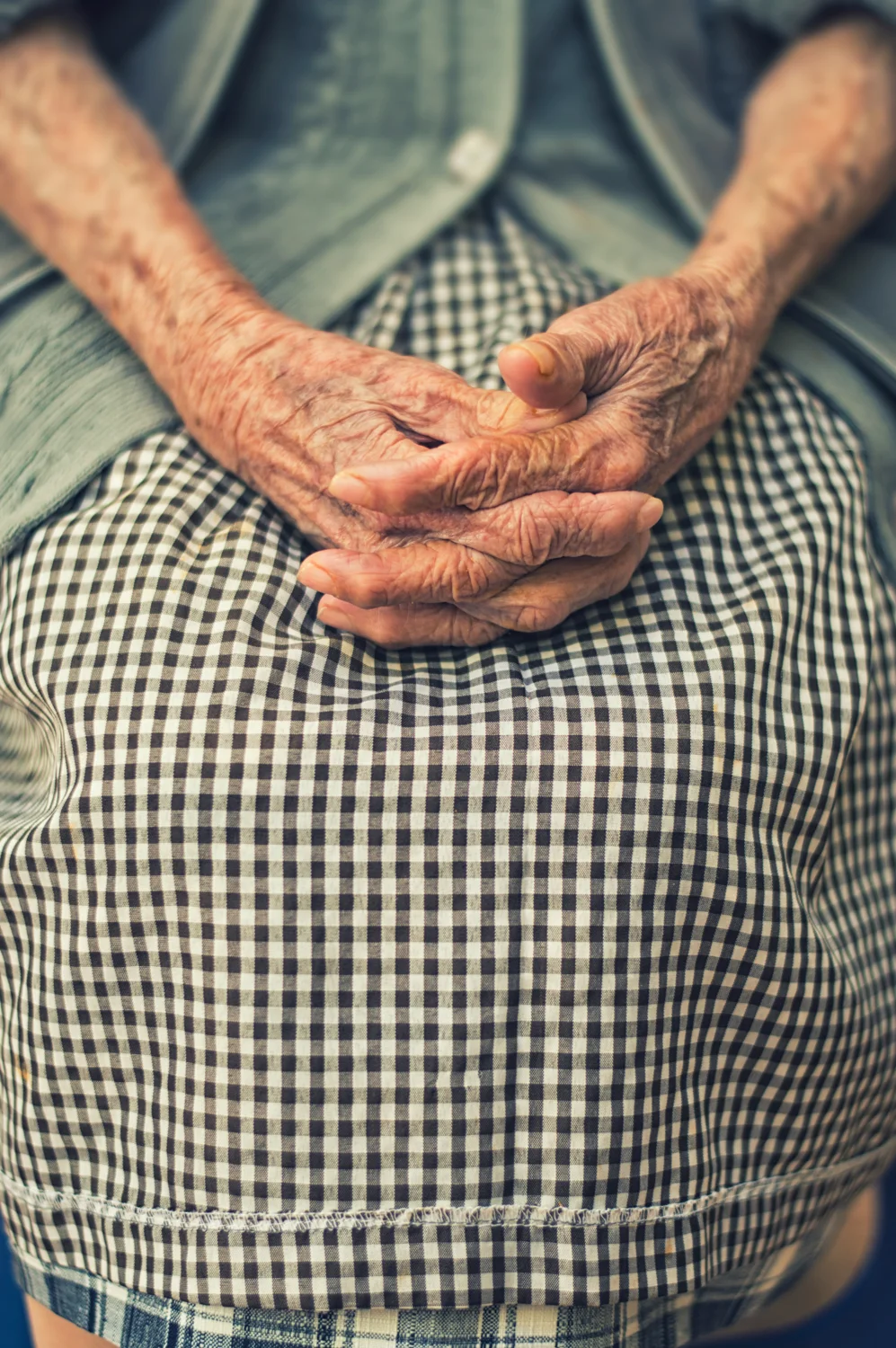 TRF3 condena INSS a indenizar idosa de 97 anos após negativa indevida de pensão por morte