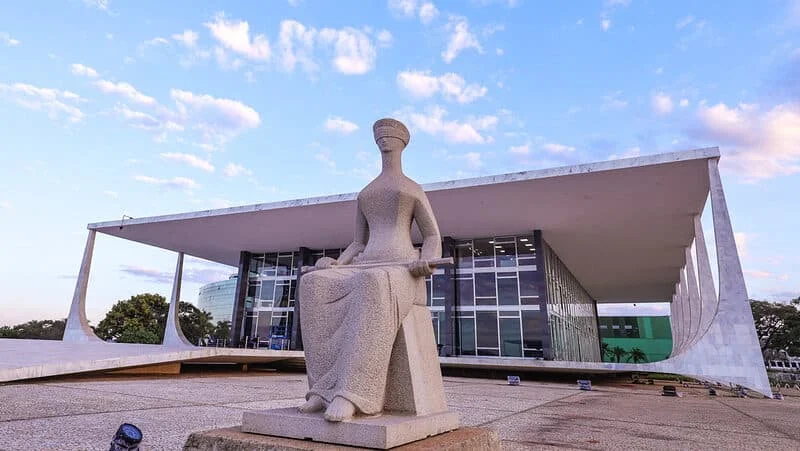 STF encerra a Revisão da Vida Toda: guia prático para advogados após os Embargos do Tema 1102