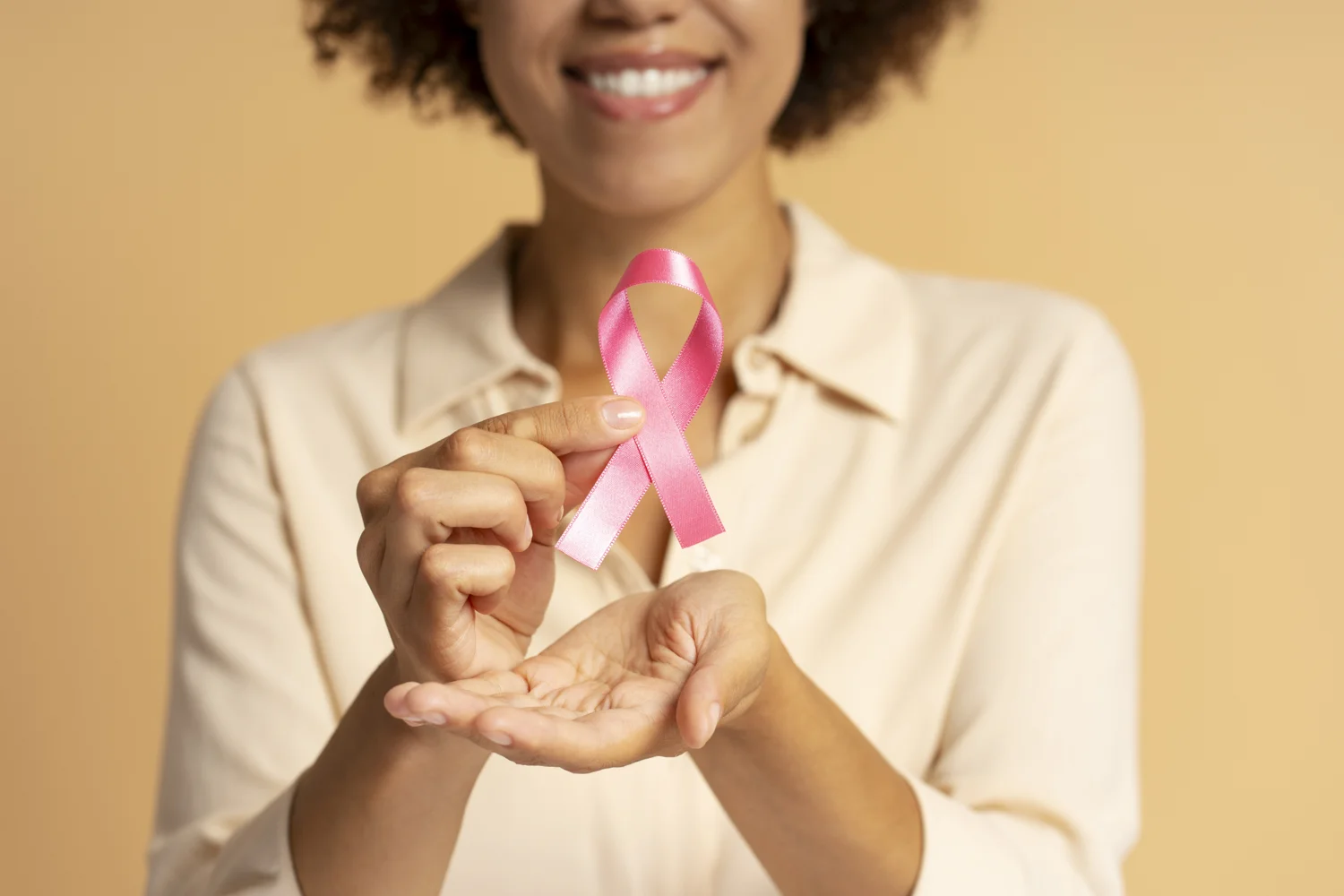 Outubro Rosa: câncer de mama e benefícios do INSS
