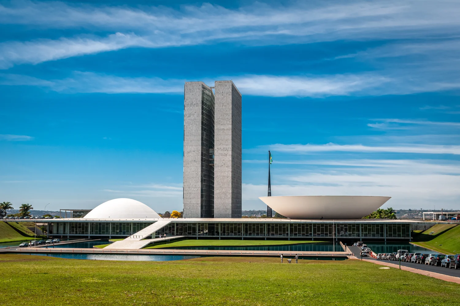 AGORA É LEI: Honorários Advocatícios é VERBA ALIMENTAR!